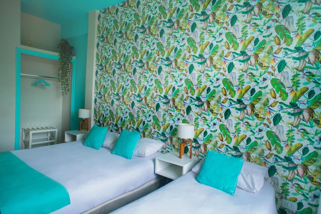 Hotel City Posadas Extérieur photo