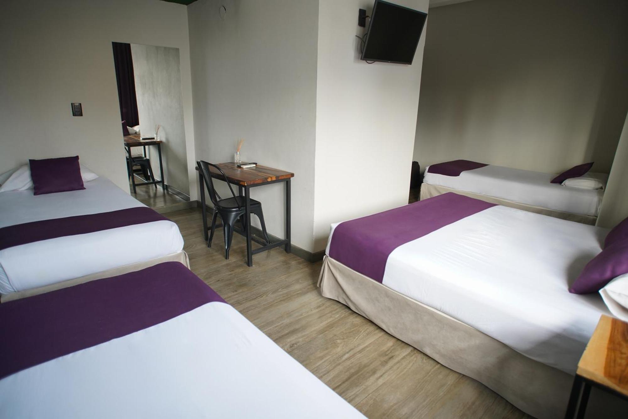 Hotel City Posadas Extérieur photo