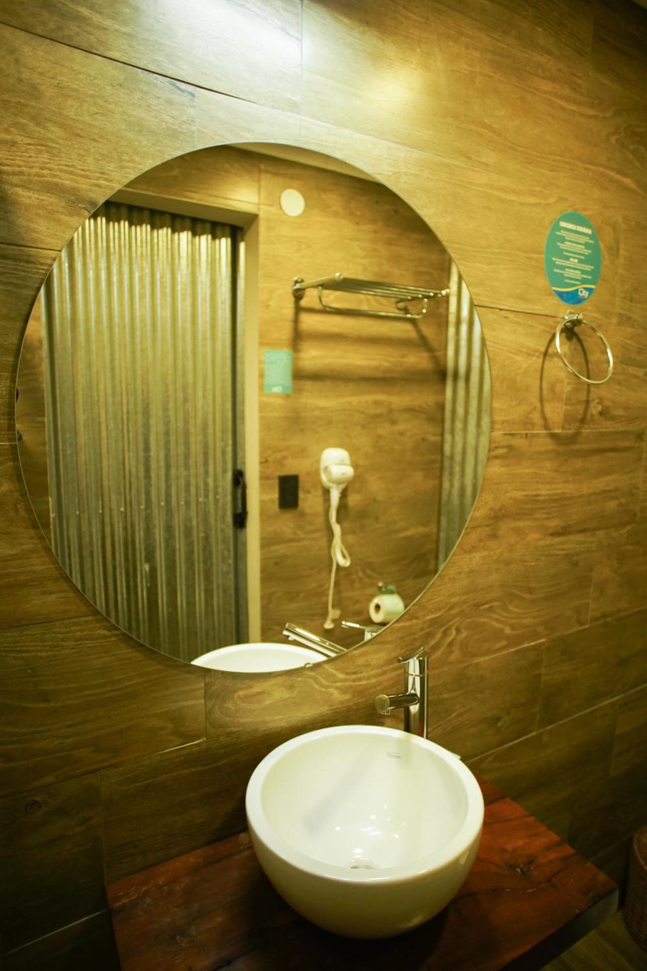 Hotel City Posadas Extérieur photo
